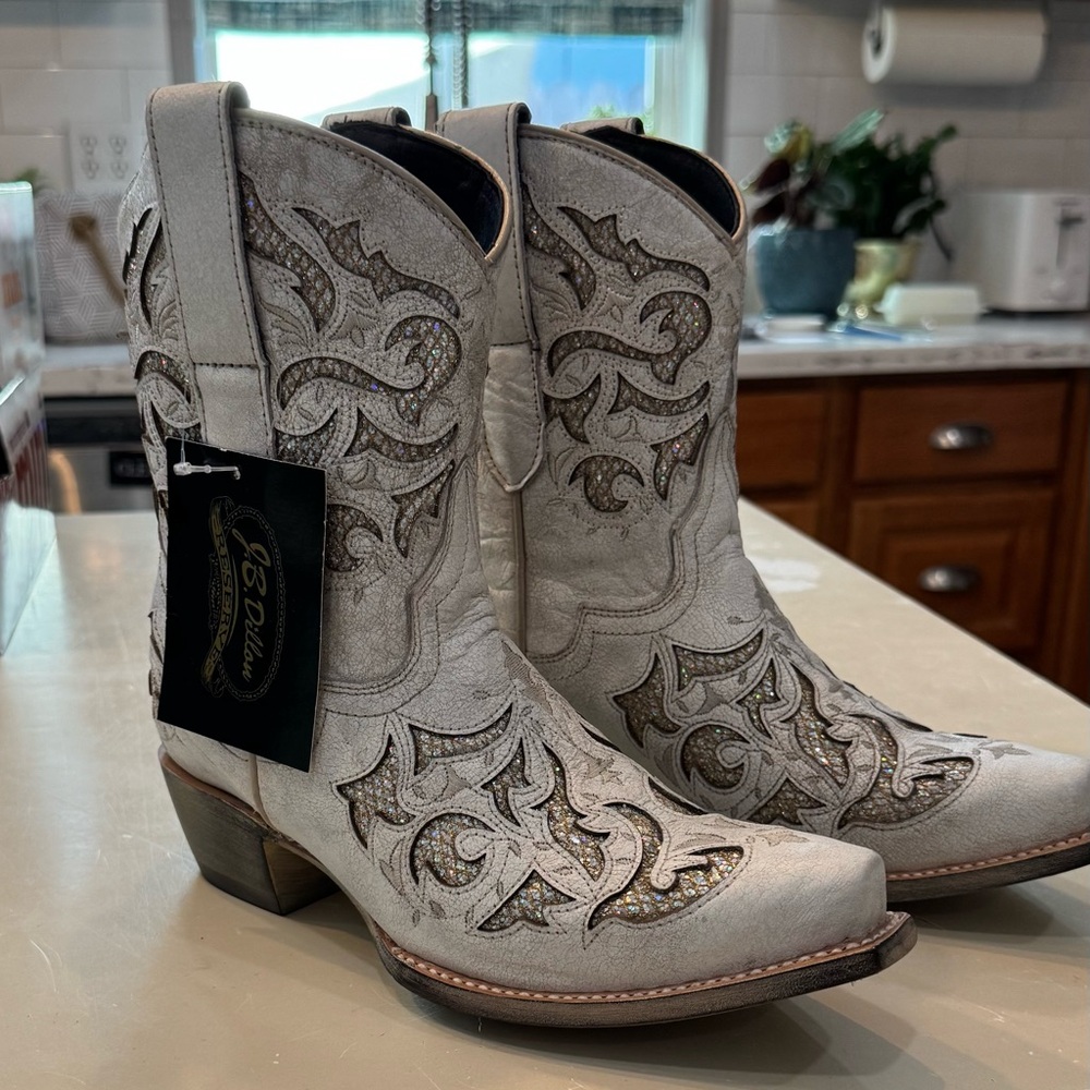 Women's White Embroidered and Sparkle Inlay Western Ankle Booties